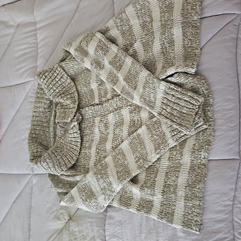 Element sweater